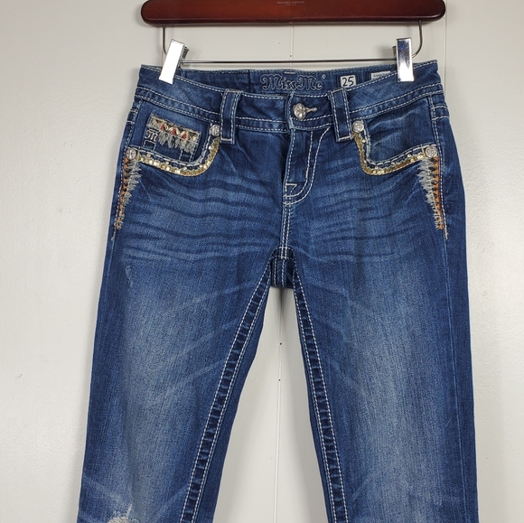 Miss Me embrroidered, rhinestone, studded signature boot cut jeans size 25 - Picture 6 of 14